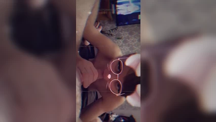 Катюха поласкала мой член в снеп чате