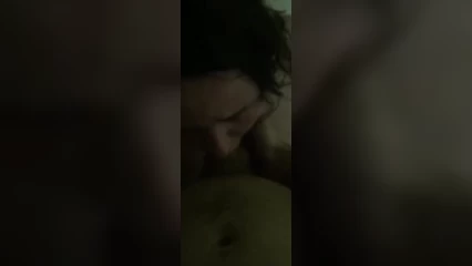 Муж дал пососать свой пенис