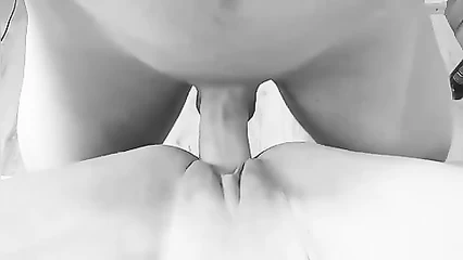 Трахаю жену на столе