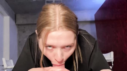 Была на блядках - соси хуй