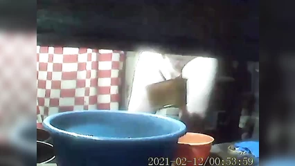 Умничка себя ласкает