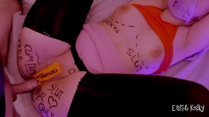 Молодая анальная шлюшечка