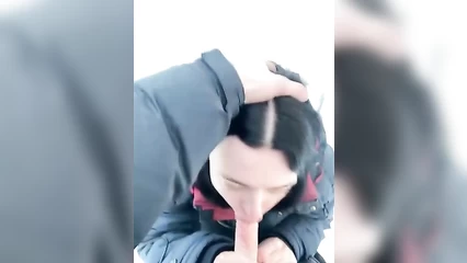 На морозе хуй стал тонким