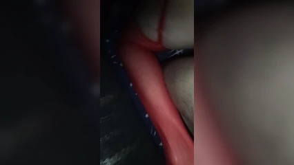 Соседка пришла опять, но уже с сюрпризом