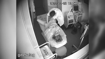 Скрытая камера в кабинете гинеколога