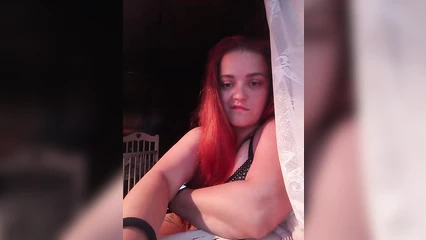 Рыжая пышка стримит с любовником 2