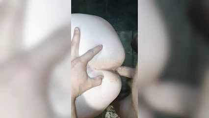 Моя сучка эту позу любит