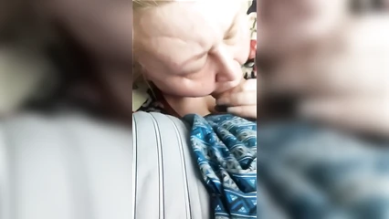 Соседка домохозяйка