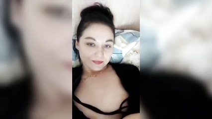 Знакомая прислала, очень хочет секса