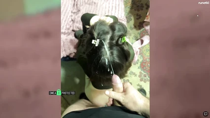 Кончил на волосы подруге