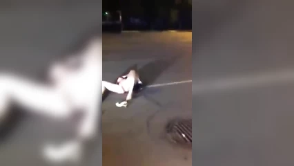 Девушка нажралась