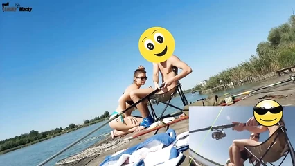 Секс с подругой на рыбацком помосте