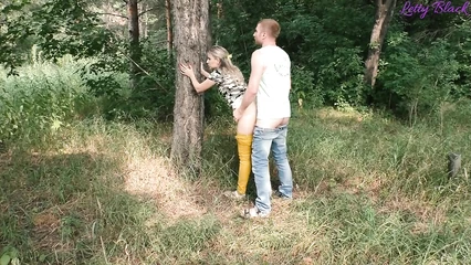 Секс после знакомства в городском парке