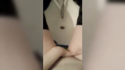 Дрочу и кончаю