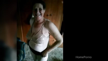 Бабка, раздевайся и ложись