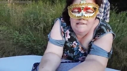 Выехали с тётей Олей в поле